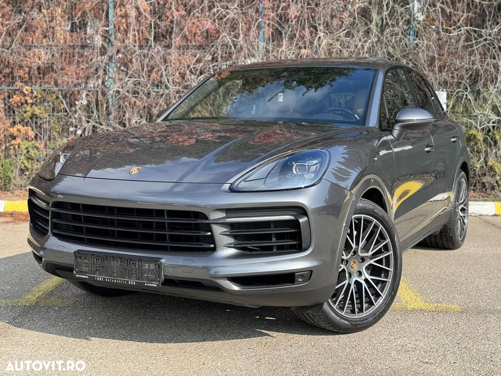 Porsche Cayenne - 4