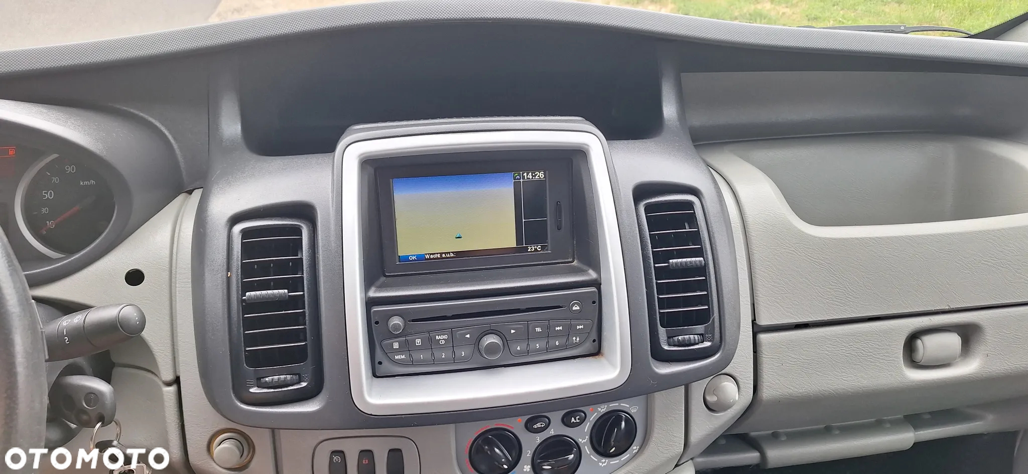 Renault Trafic - 9