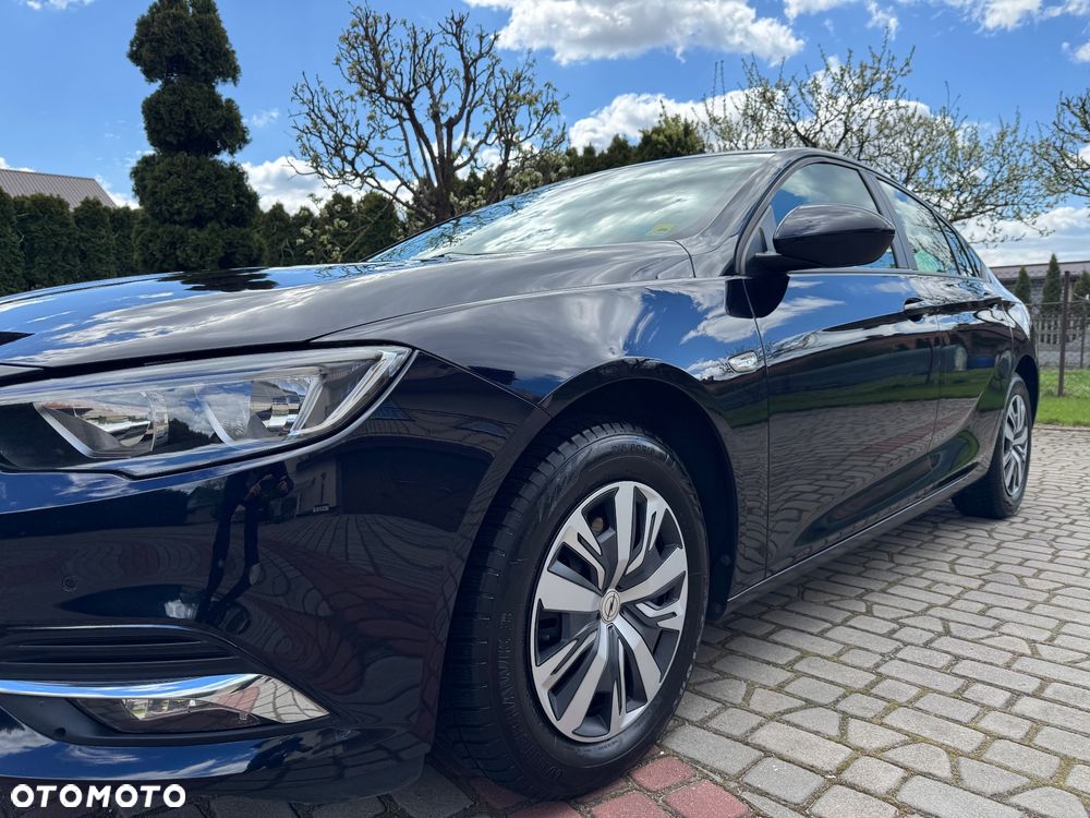 Opel Insignia 1.5 T Enjoy S&S - 13