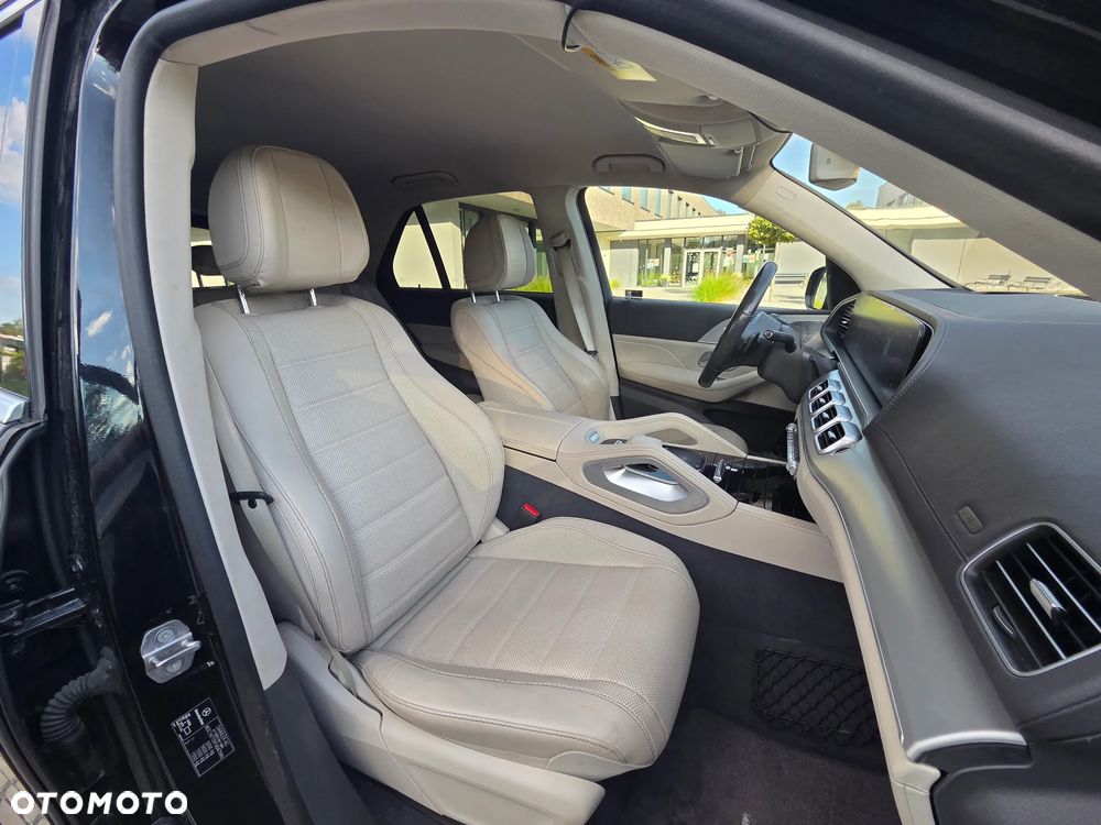 Mercedes-Benz GLE - 24
