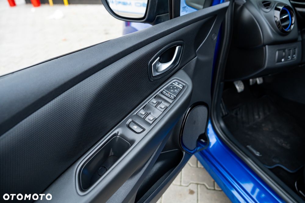 Renault Clio Energy TCe 120 Bose Edition - 17