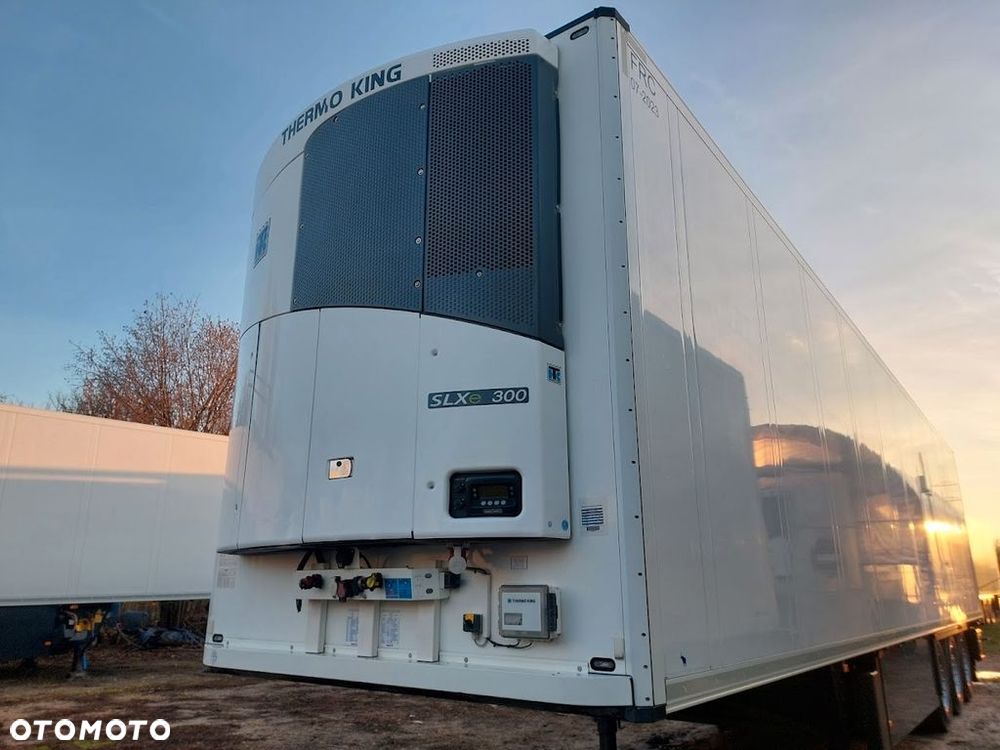 Schmitz Cargobull SKO 24 Thermo King SLXe 300 - 1