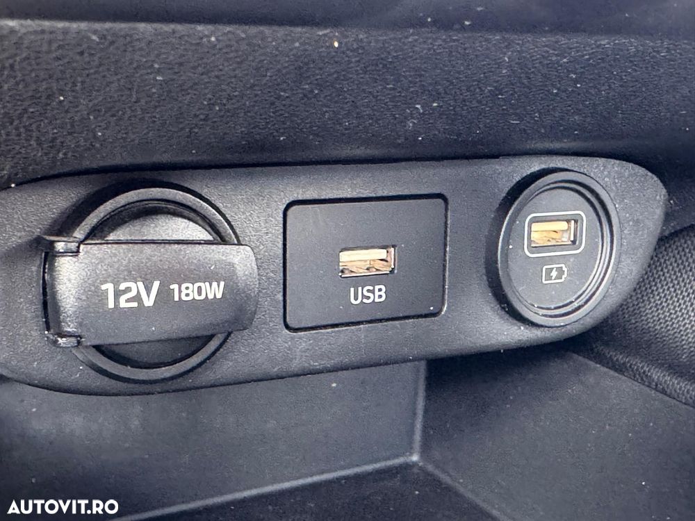 Hyundai Elantra 1.6 l 123 CP CVT Comfort - 22
