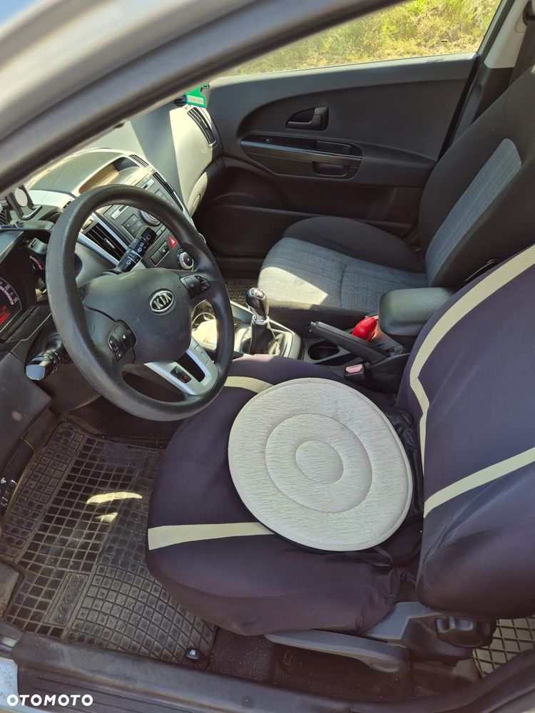 Kia Ceed 1.6 Crdi Comfort + - 4