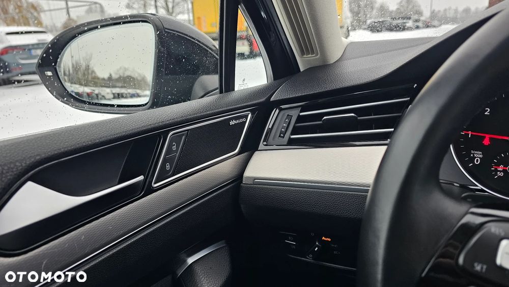 Volkswagen Passat Variant 2.0 TDI BMT Comfortline DSG - 12