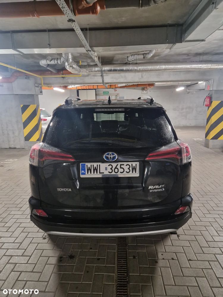 Toyota RAV4 - 9