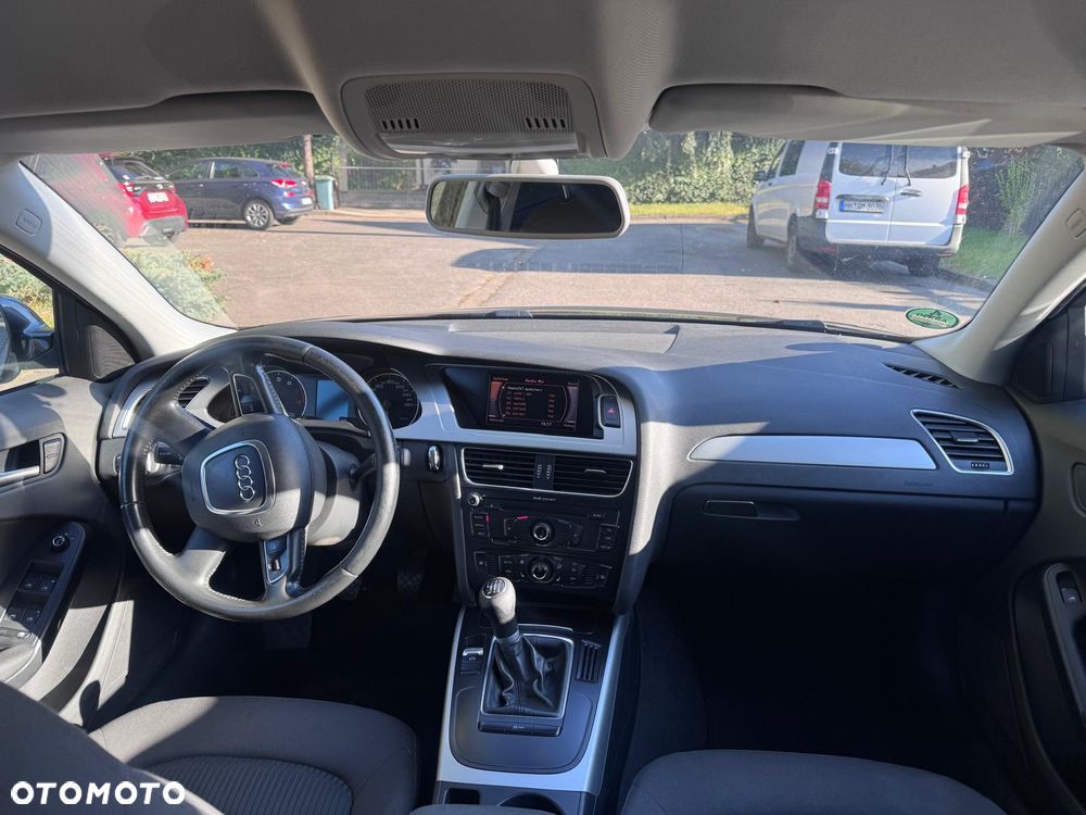 Audi A4 Avant 1.8 TFSI Attraction - 11