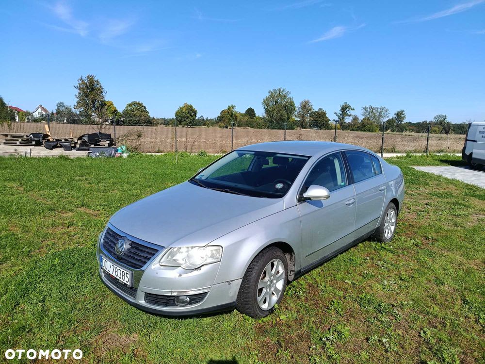 Volkswagen Passat - 8
