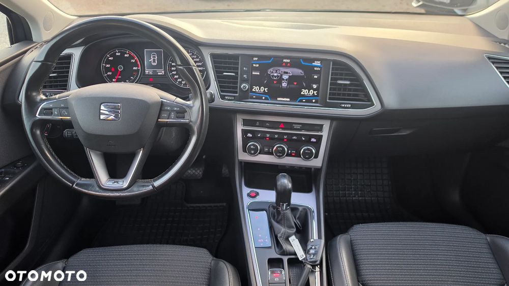 Seat Leon 1.5 eTSI Xcellence DSG - 33