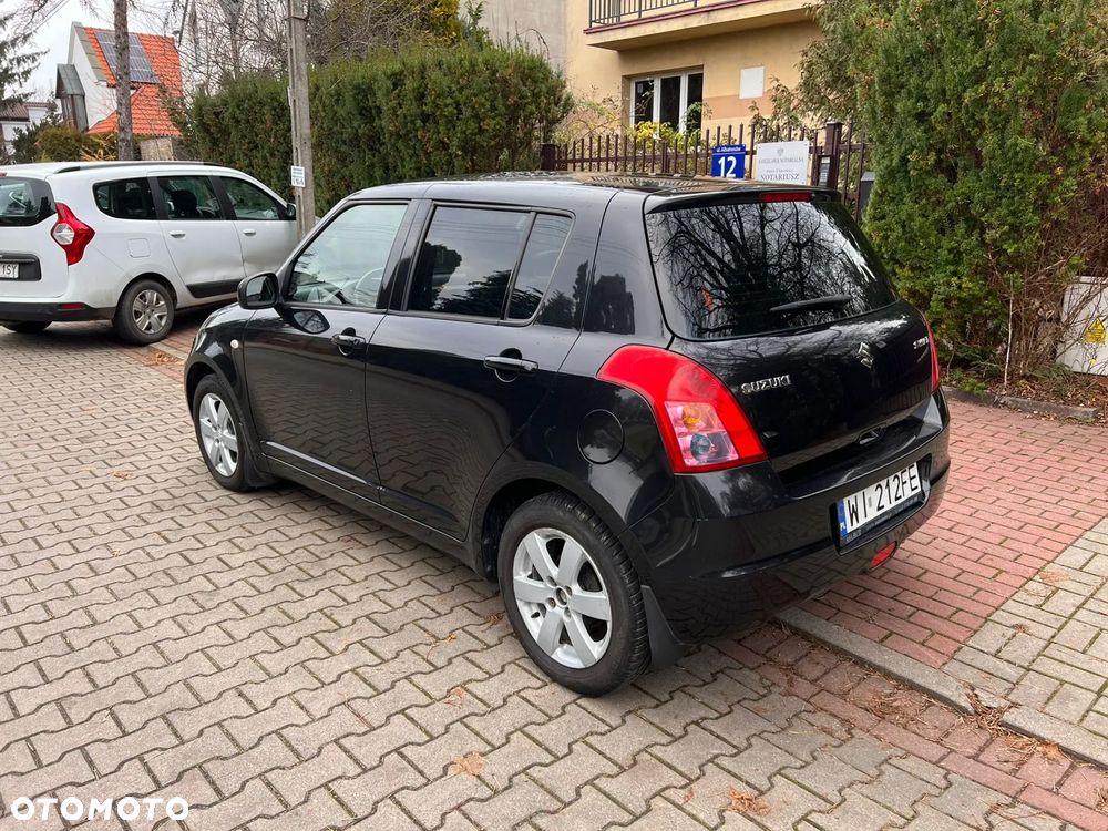 Suzuki Swift 1.3 Club - 2