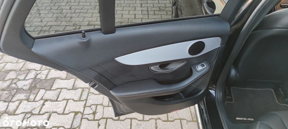 Mercedes-Benz Klasa C 200 d 9G-TRONIC AMG Line - 18