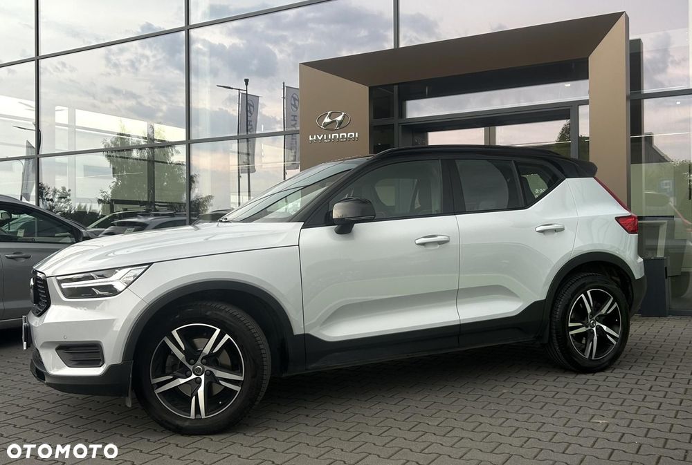 Volvo XC 40 B4 B R-Design - 3