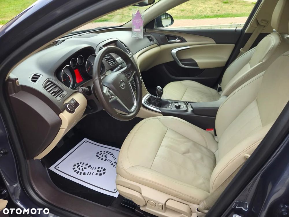 Opel Insignia 2.0 CDTI - 13