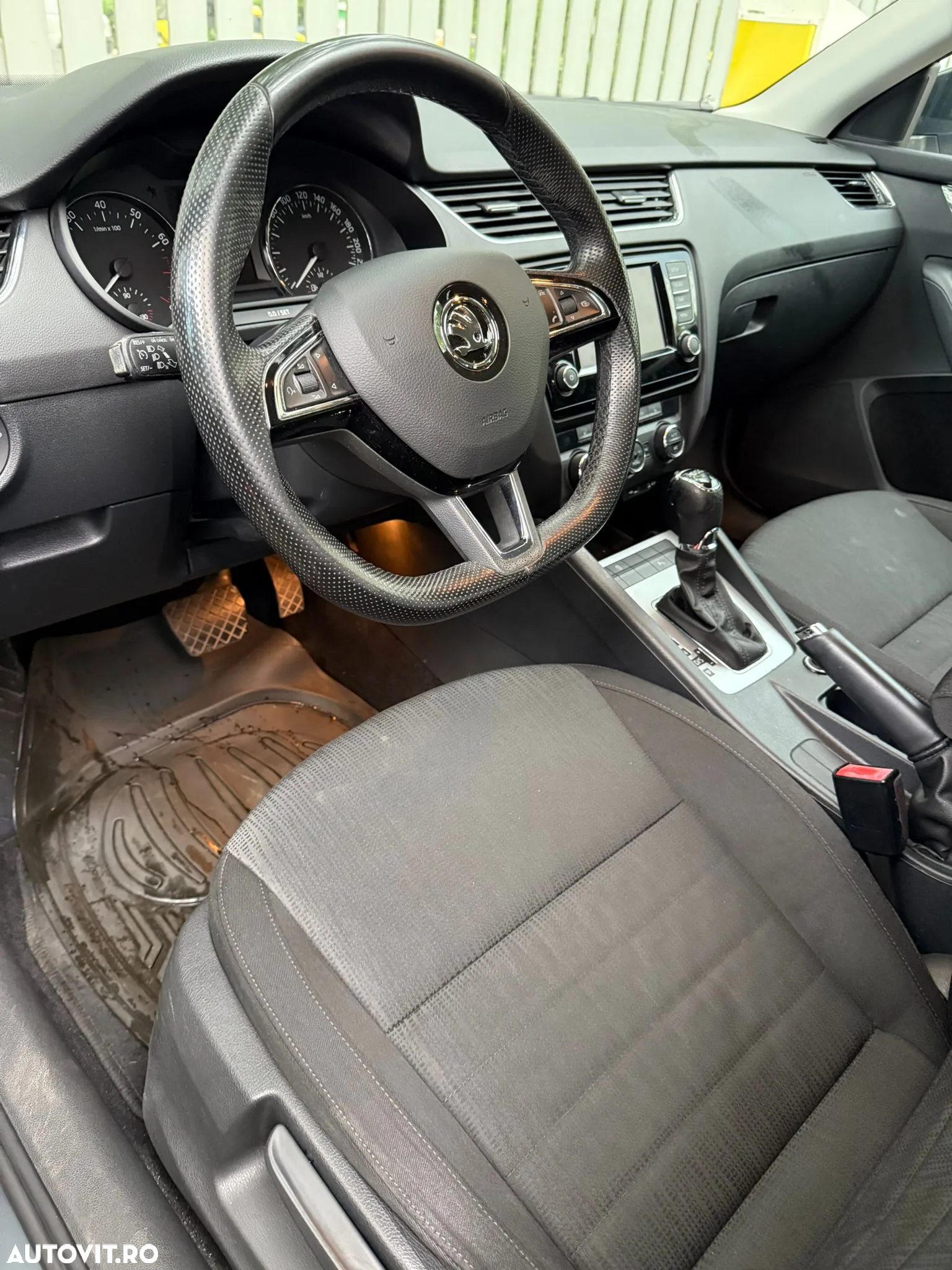 Skoda Octavia 1.8 TSI AMBITION DSG - 14