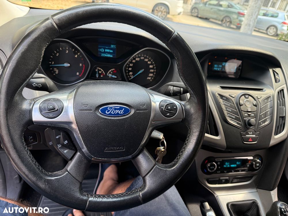 Ford Focus 1.6 TDCi DPF Trend - 9