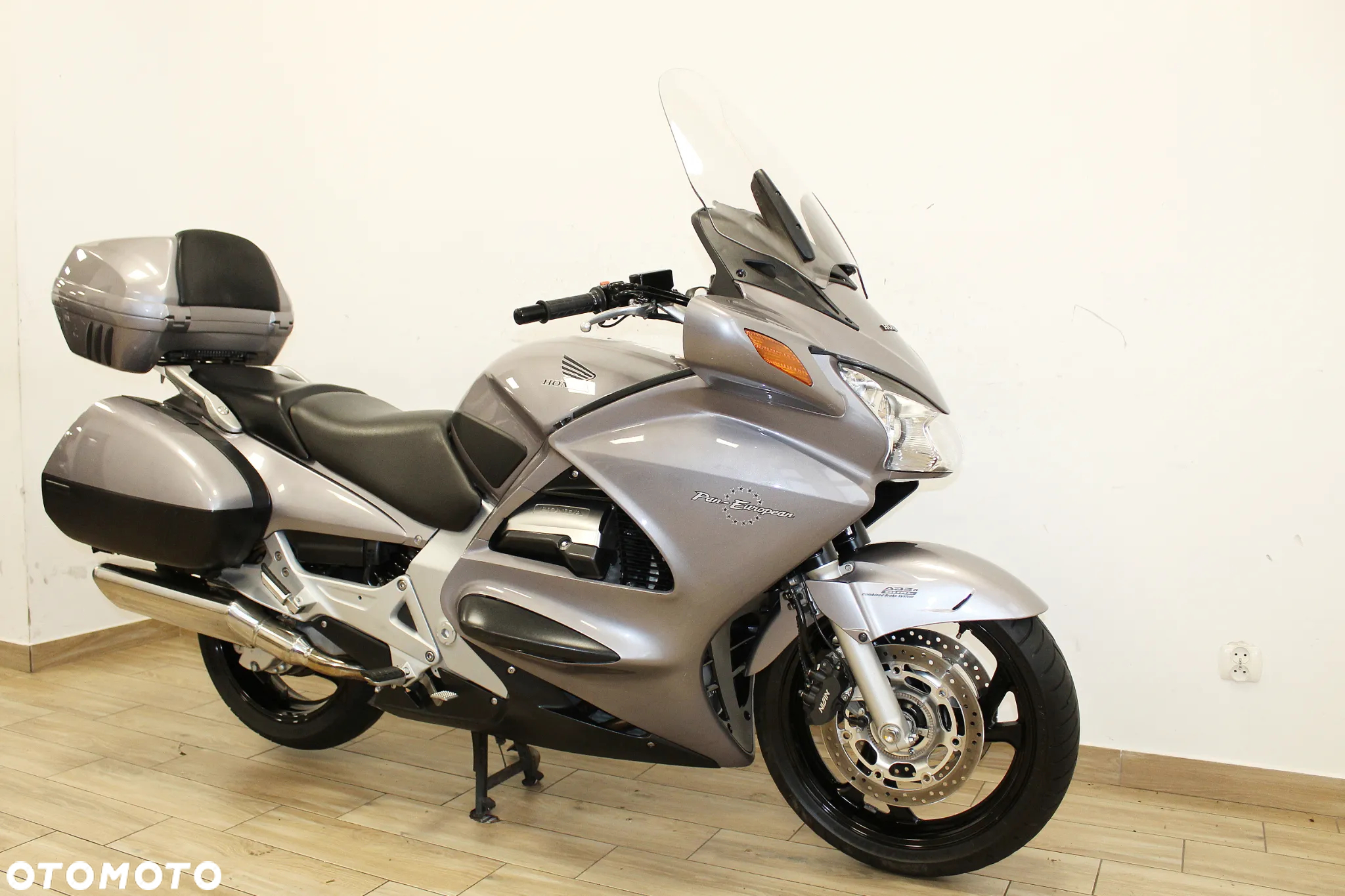 Honda ST - 3