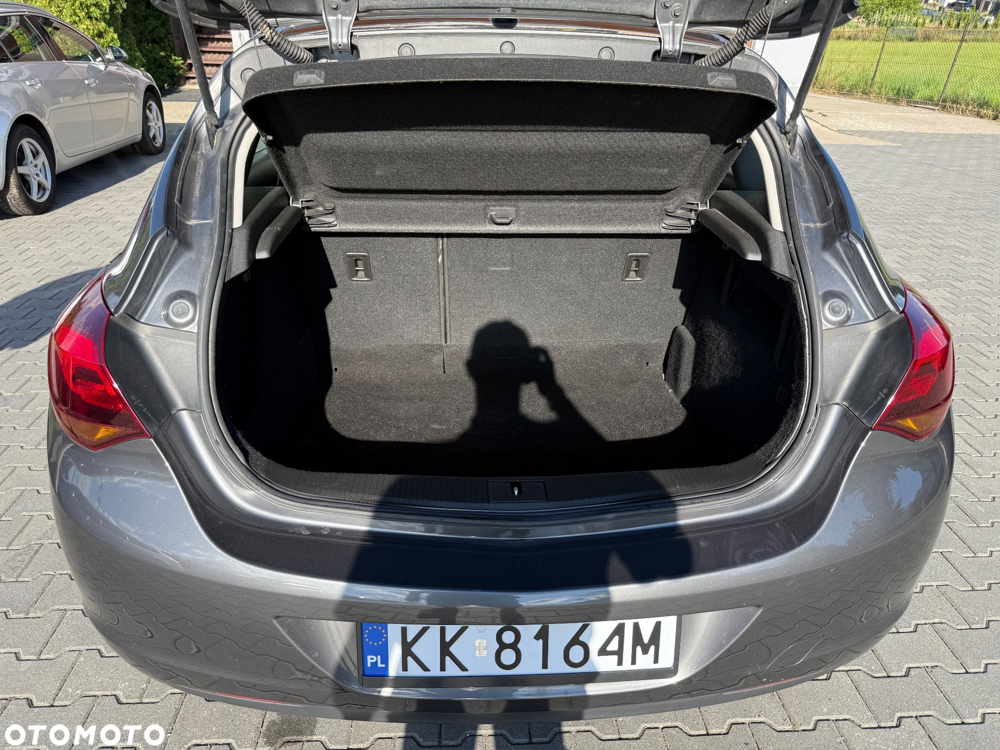 Opel Astra 1.6 Design Edition - 12