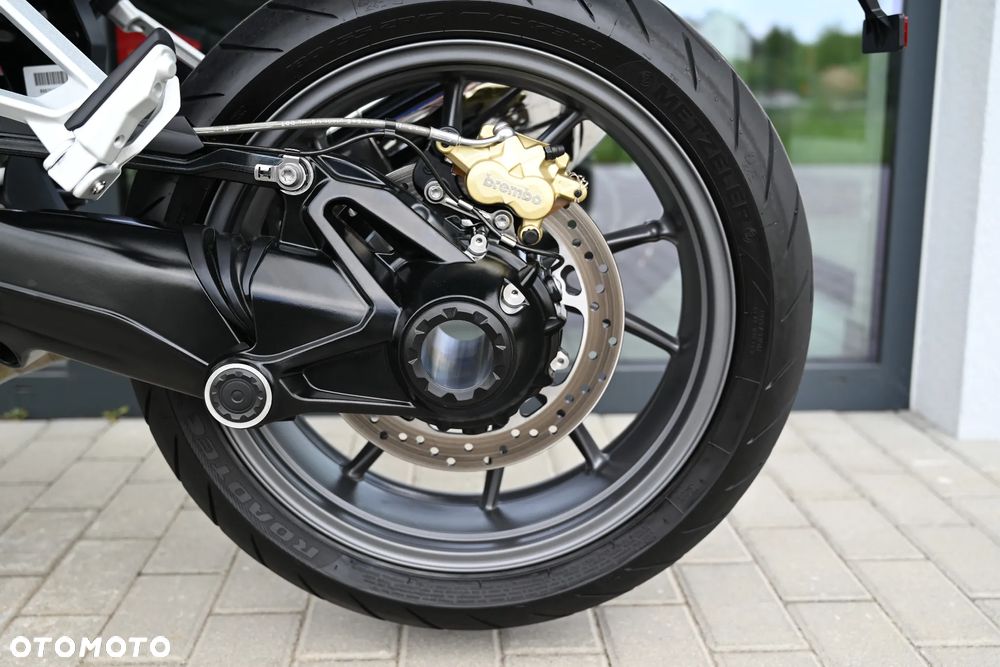 BMW R - 32