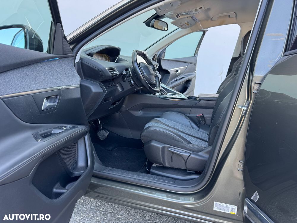 Peugeot 3008 1.6 BlueHDI S&S EAT6 GT-Line - 19