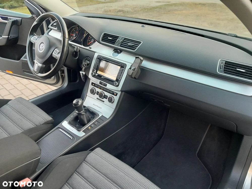 Volkswagen Passat Variant 2.0 TDI 4Mot Highline - 21