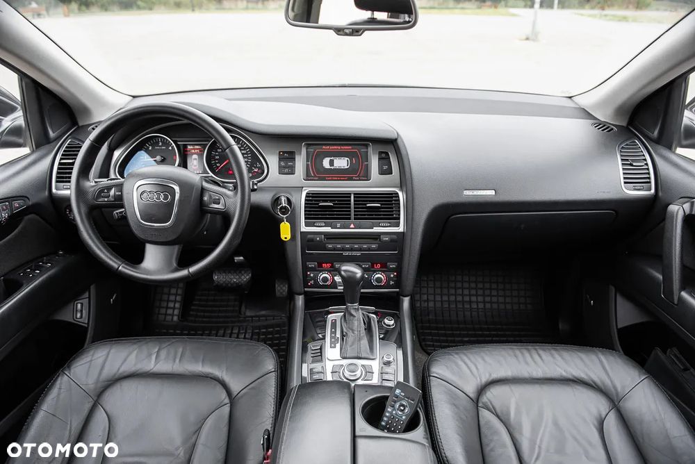 Audi Q7 3.0 TDI DPF quattro tiptronic - 34