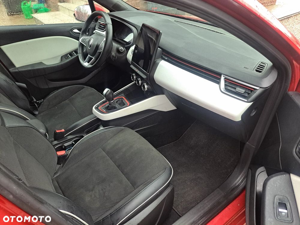 Renault Clio - 7