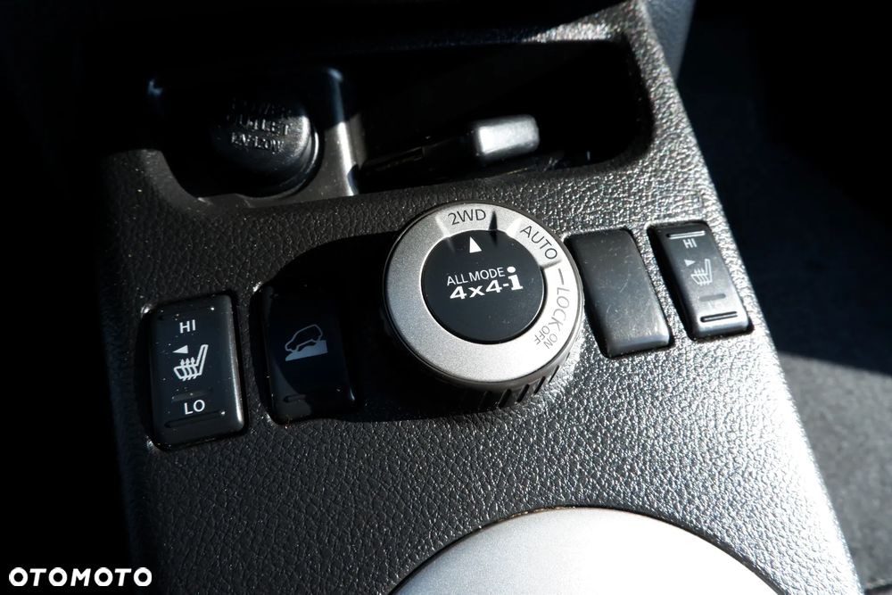 Nissan X-Trail 2.0 dCi 4x4 DPF Automatik Platinum - 22