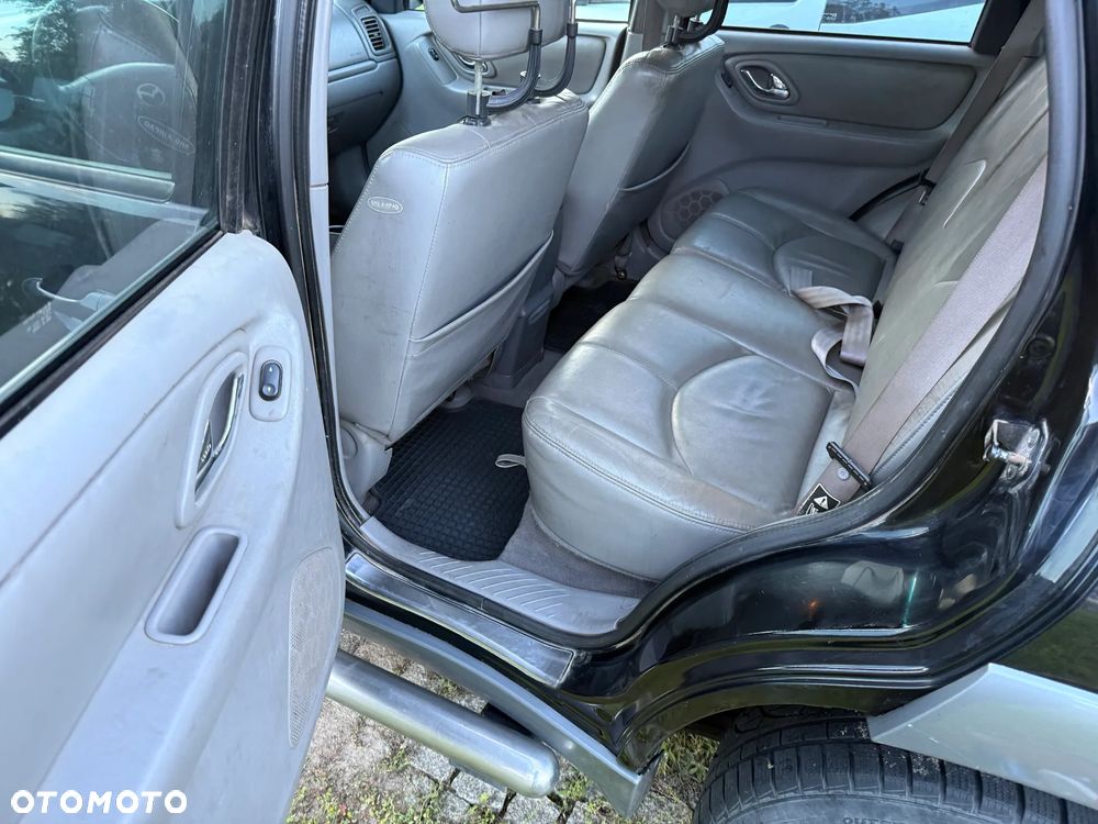 Mazda Tribute V6 4x4 Adventure Exclusive - 10