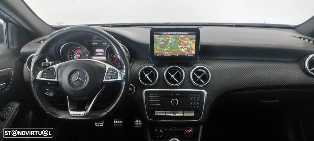 Mercedes-Benz A 180 d AMG Line - 25