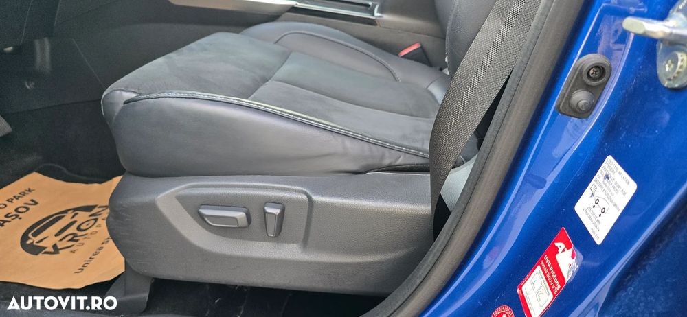 Mitsubishi Eclipse-Cross Plug-In Hybrid 4WD Plus Select - 14