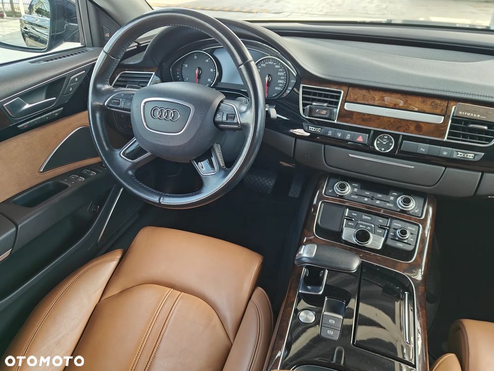 Audi A8 - 22