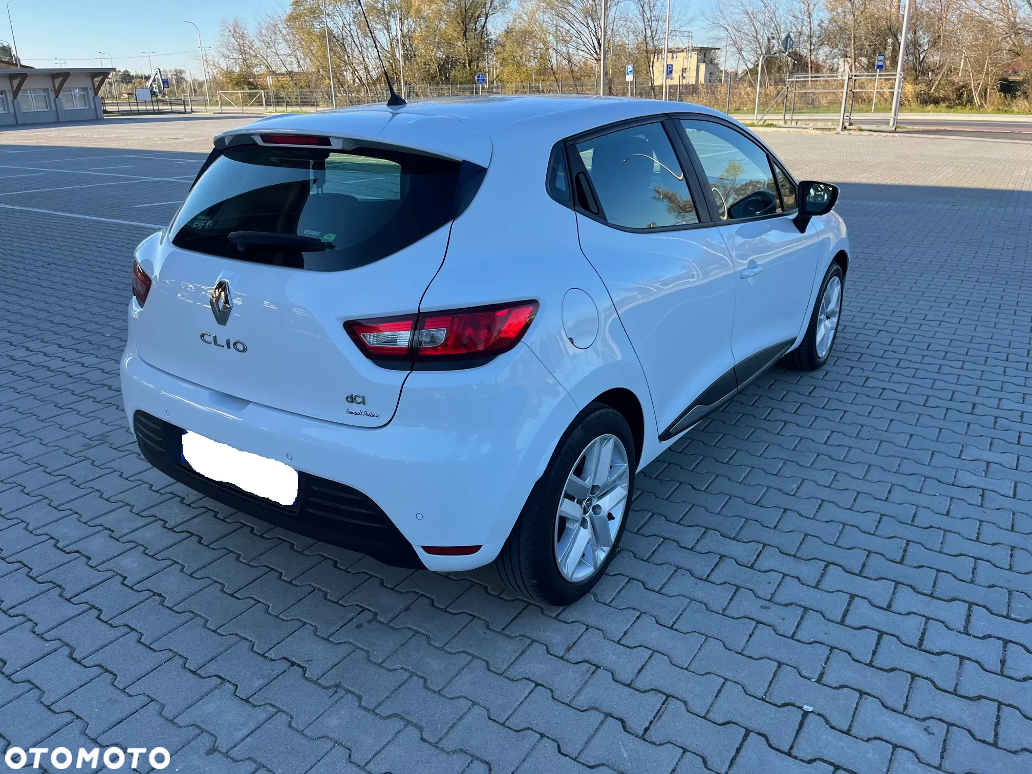 Renault Clio 1.5 dCi Energy Intens - 6