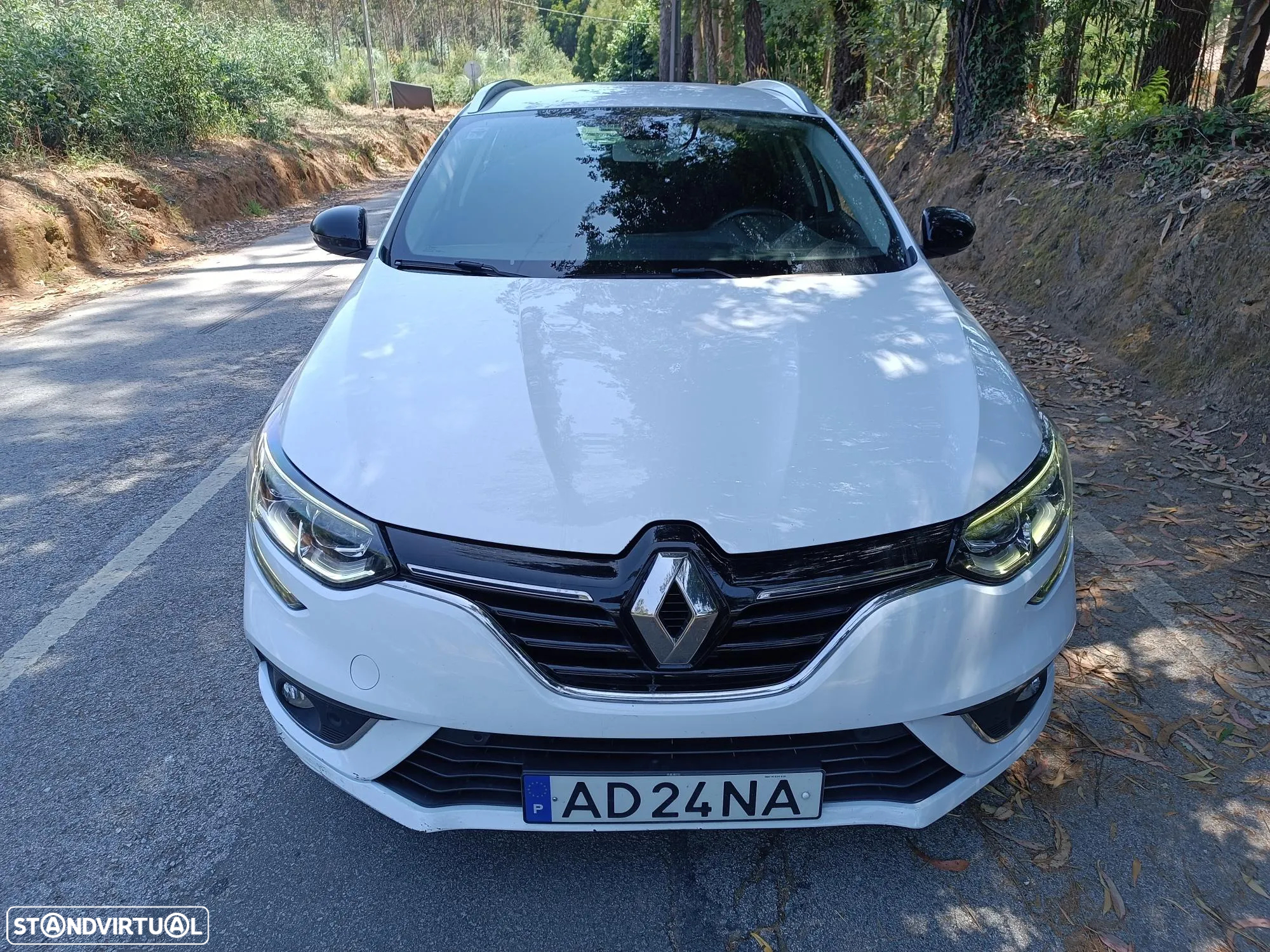 Renault Mégane Sport Tourer 1.5 Blue dCi Limited C/PM+Pneu - 12