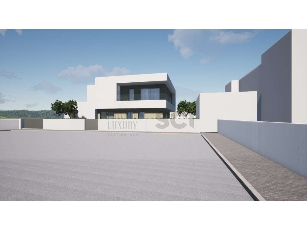 Moradia T4 Luxo Isolada | Belverde | Piscina | Garagem - Grande imagem: 2/21