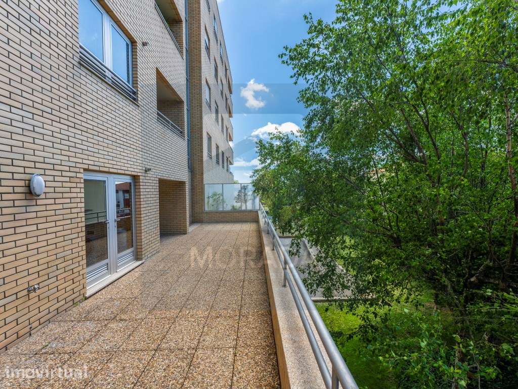 APARTAMENTO T1+1 C/ TERRAÇO || CAMPO ALEGRE || PORTO - Grande imagem: 2/33