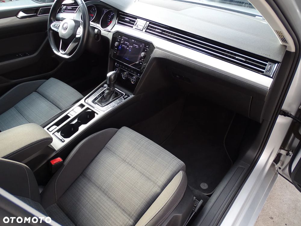 Volkswagen Passat 1.5 TSI EVO Comfortline DSG - 36