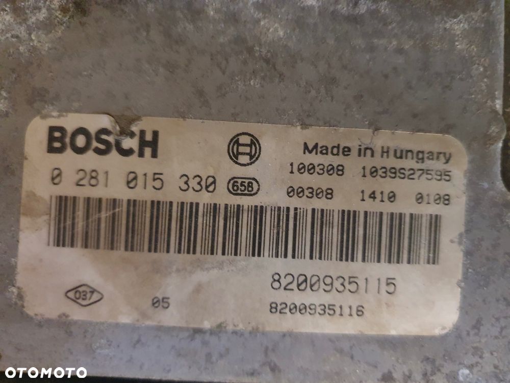 KOMPUTER STEROWNIK SILNIKA TRAFIC VIVARO 2.0 DCI 0281015330 - 2