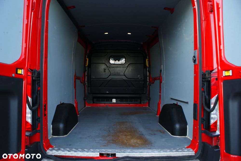 Ford Transit - 21