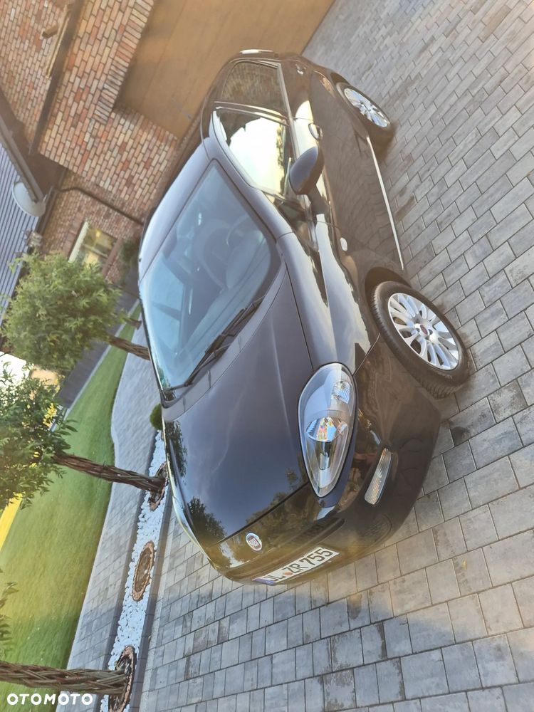 Fiat Grande Punto - 16