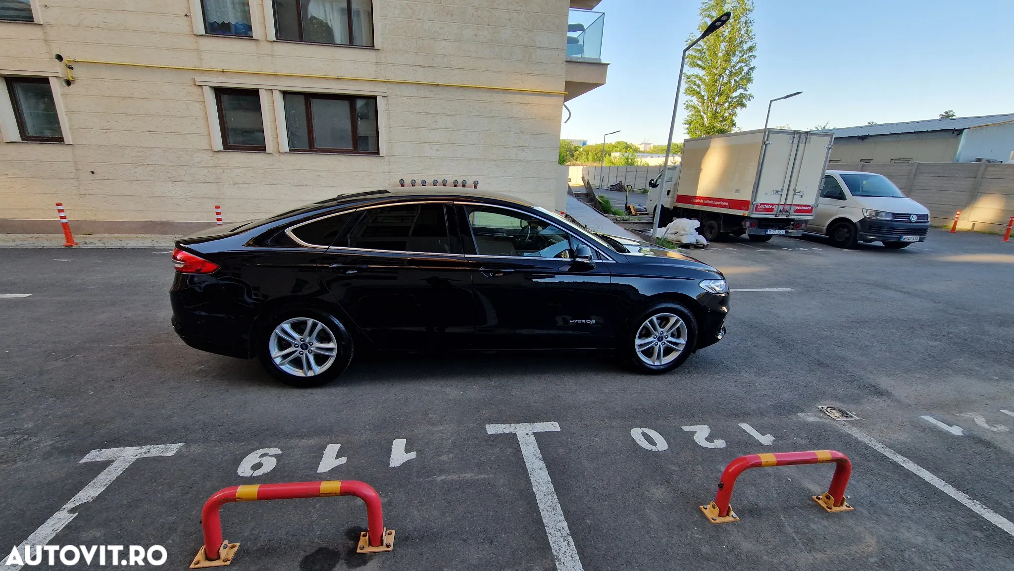 Ford Mondeo - 2