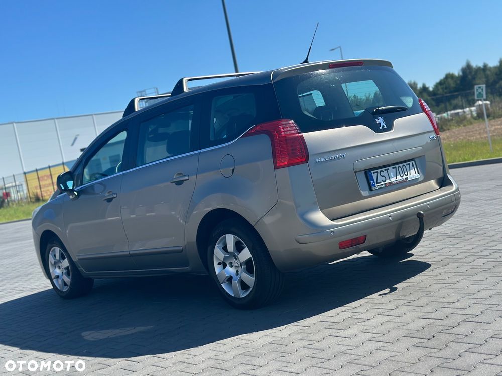 Peugeot 5008 - 4