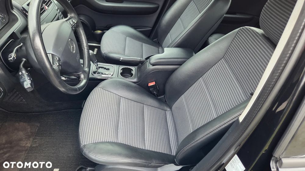 Mercedes-Benz Klasa A 160 Autotronic - 17