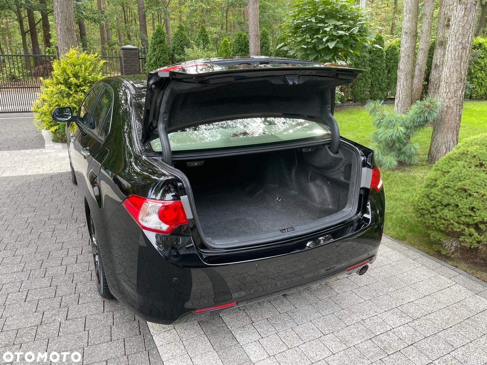 Honda Accord 2.0 Lifestyle - 18