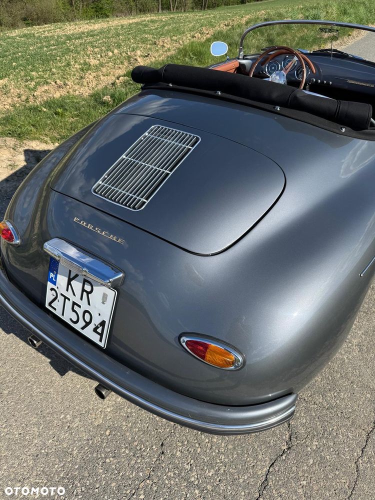 Porsche 356 - 32