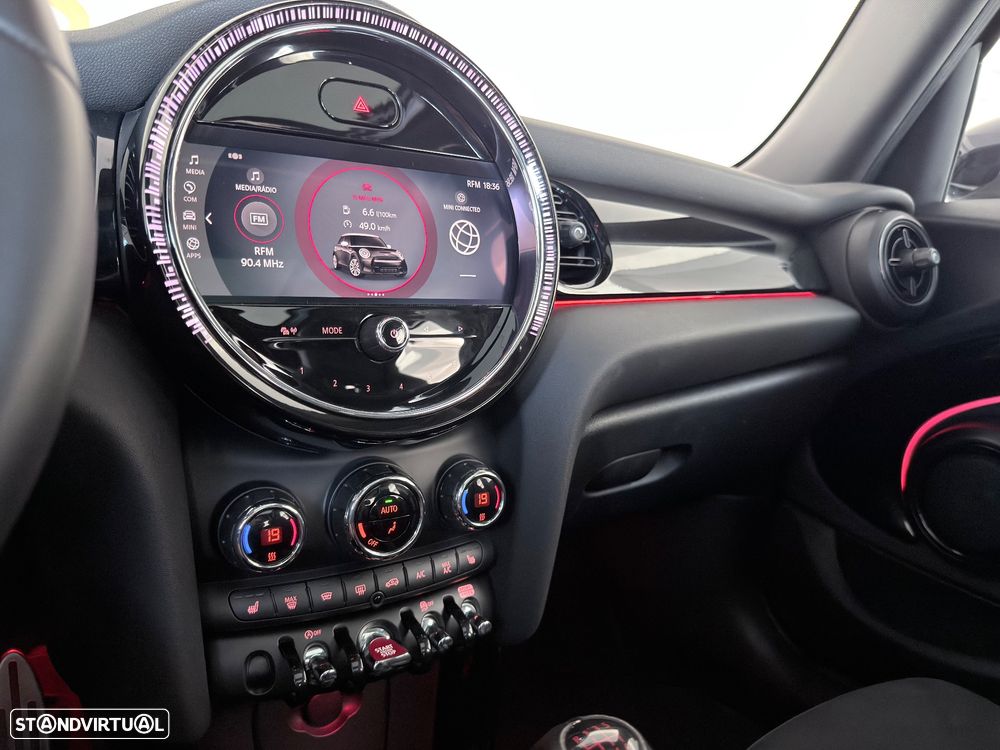 MINI 5 Portas Cooper JCW - 19