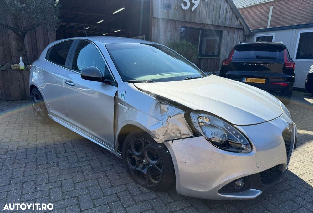 Alfa Romeo Giulietta - 12