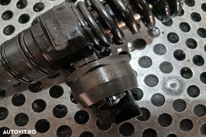 Injector motorina 038130073AG SET 038130073AG Volkswagen VW Touran 1 - 3