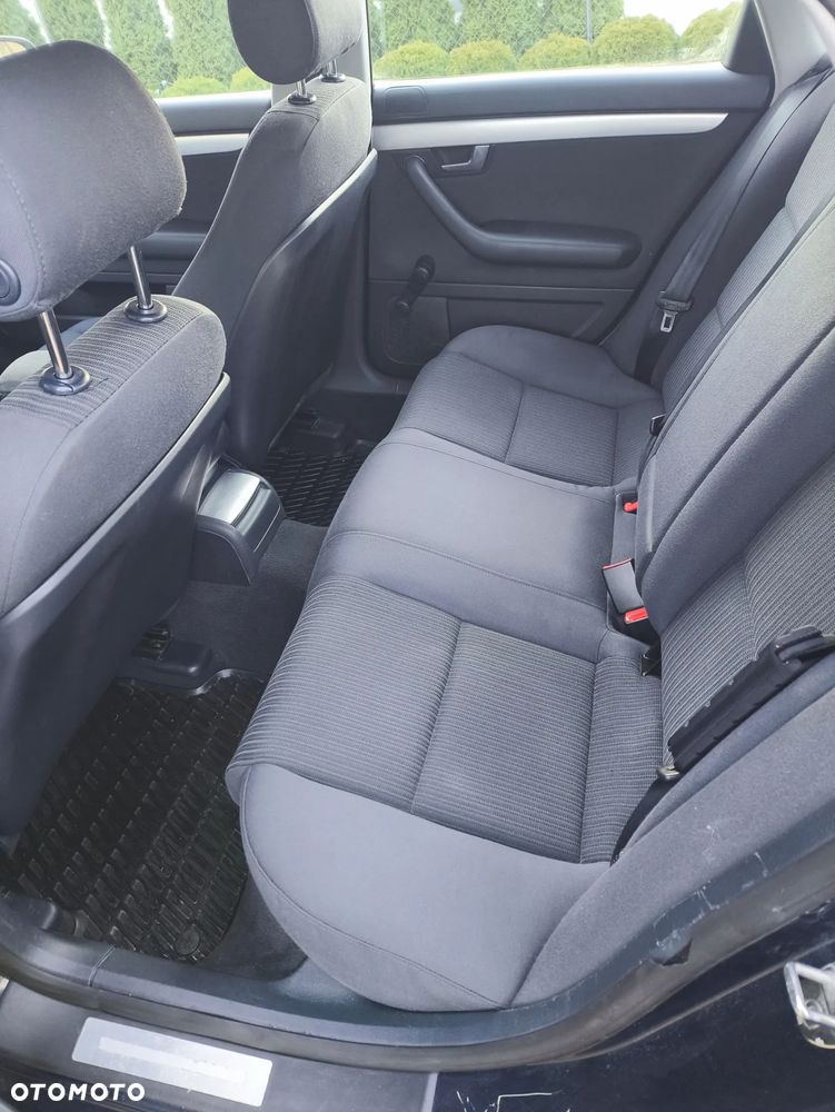 Audi A4 Avant - 8