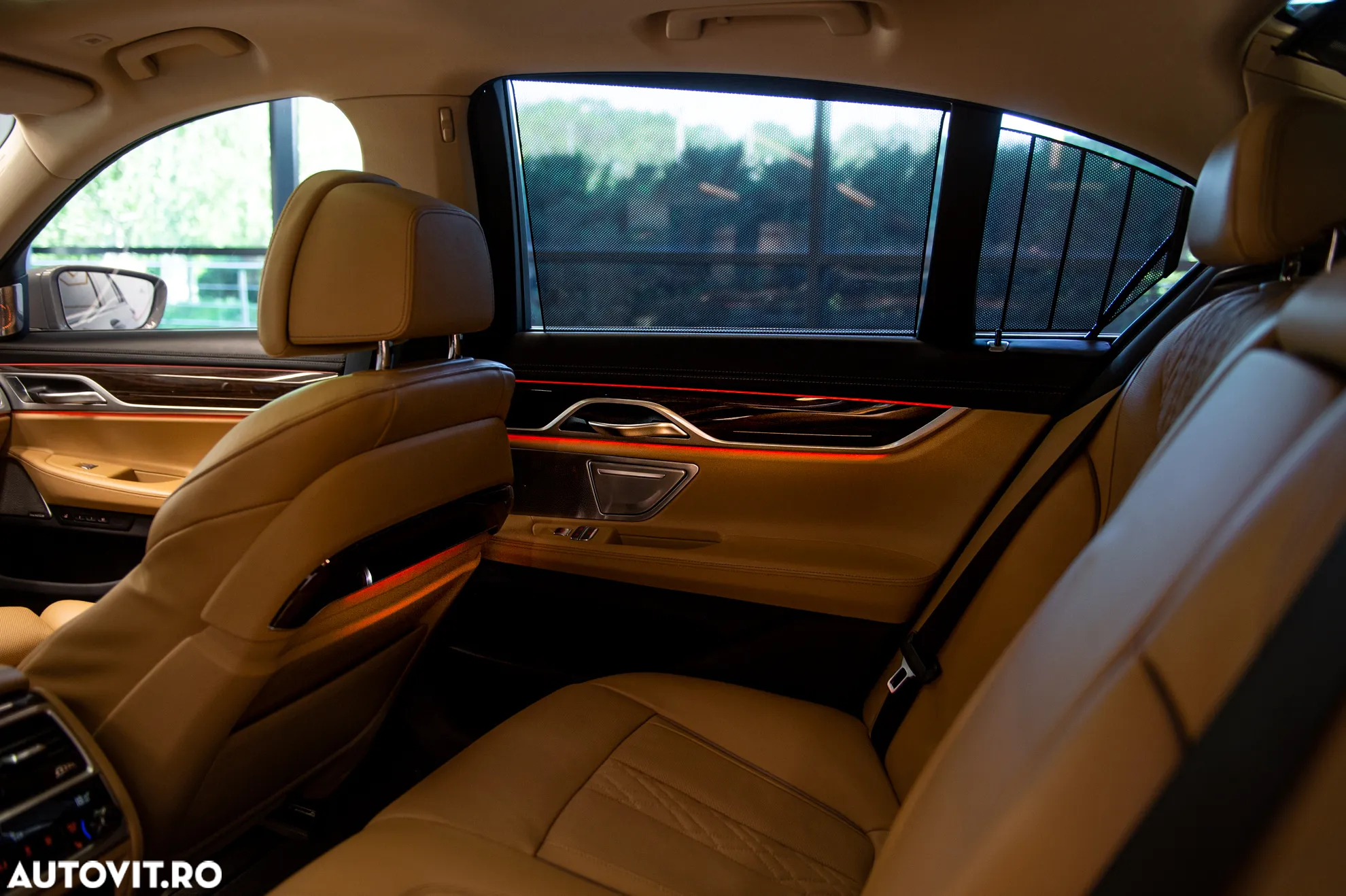 BMW Seria 7 750d xDrive - 32