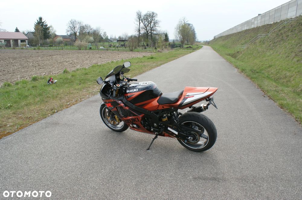 Suzuki GSX-R - 8